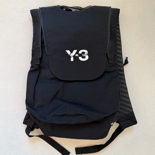 Y-3 런닝 백팩 (1회 착용)