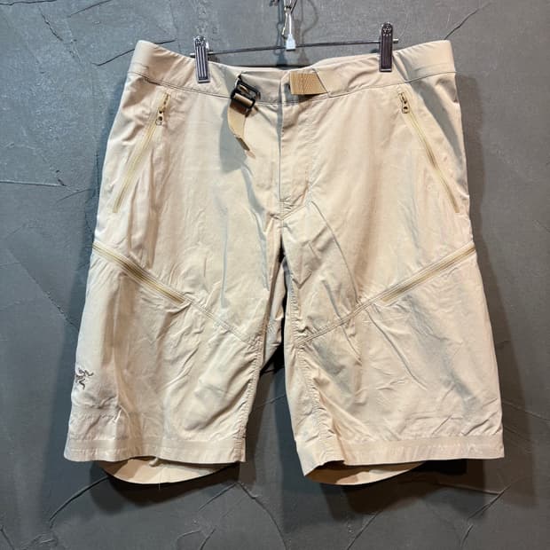 [32] ARC'TERYX 아크테릭스 반바지