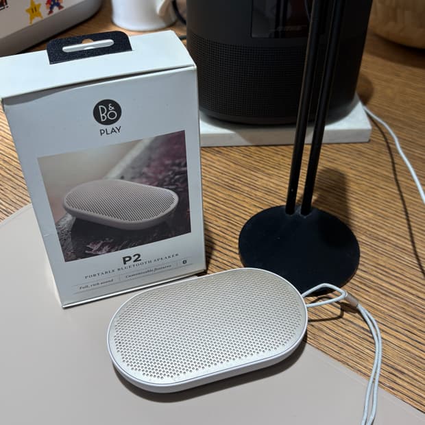 신품급 뱅앤올룹슨 P2 블루투스 스피커 