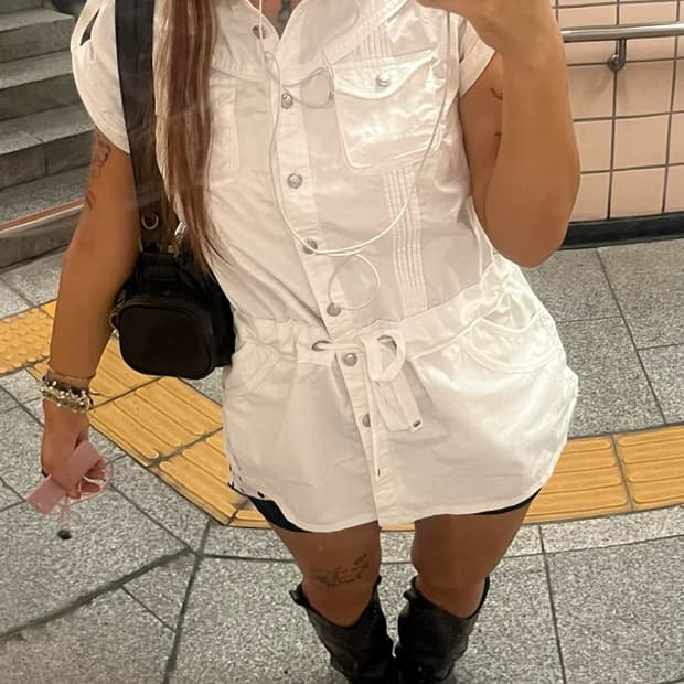 반팔 셔링 탑 