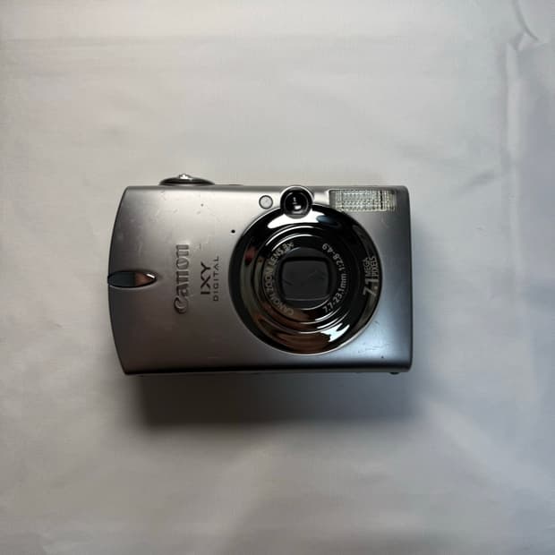 캐논 IXY 700 / IXUS 750 / SD 550 (익시, 익서스)