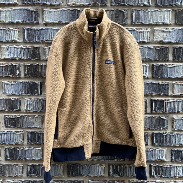 파타고니아 울 짚업