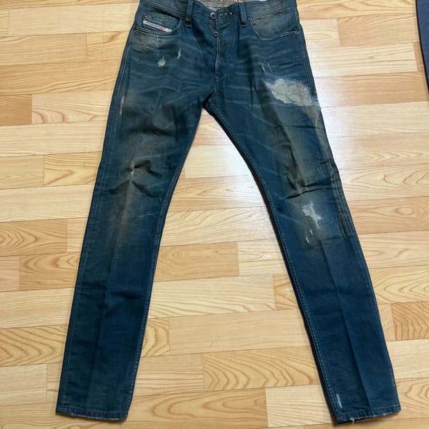 디젤 테파 슬림 캐럿 디스트로이드 진 made in Italy