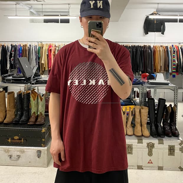 OAKLEY logo t-shirt 오클리 지구 로고 티셔츠