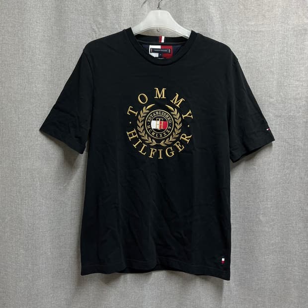 [XL] 타미힐피거 골드 자수 로고 반팔 티셔츠