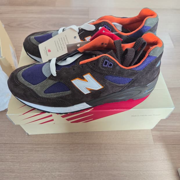 뉴발란스 990 270 새상품 M990BR2