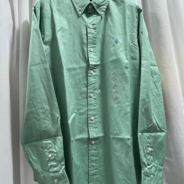 폴로 랄프로렌/ 클래식 핏 버튼다운 셔츠/ M  페더 웨이트 트윌 소재의