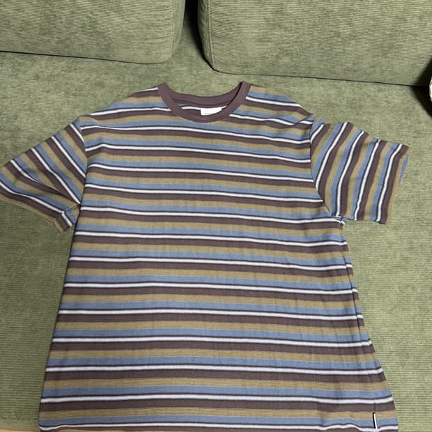 디네뎃 Inside Out Striped Tee Olive (L)