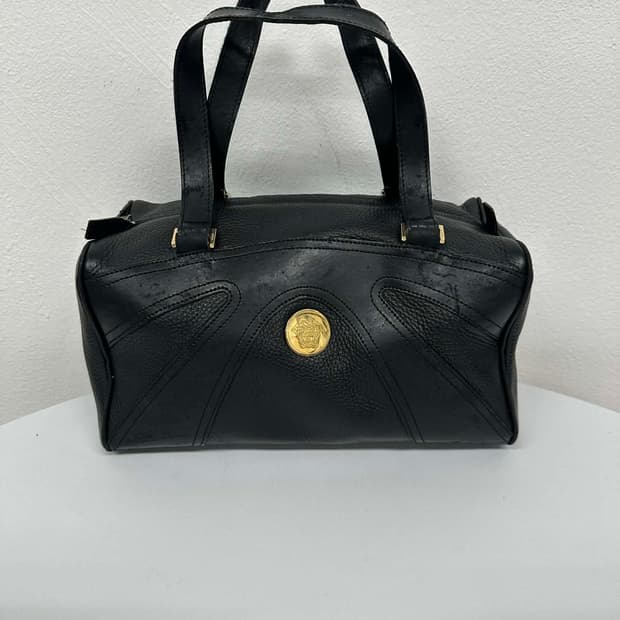 베르사체 금장 가죽 토트백 숄더백