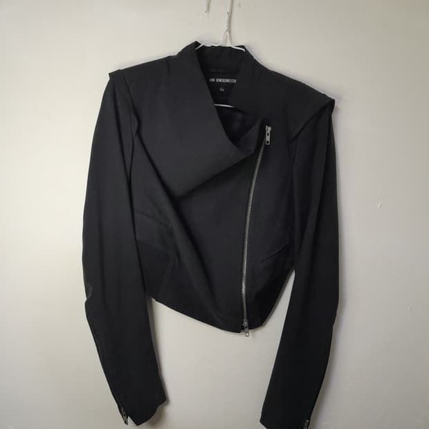 앤드뮐미스터 언바란스 크롭 실크자켓 34