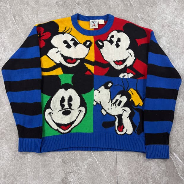 90's Vintage Mickey & Minnie Mouse Knit 
