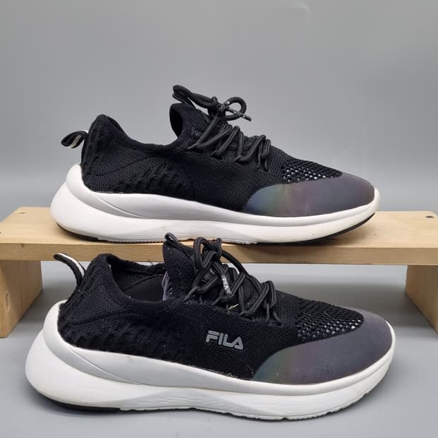 휠라 여성런닝화245