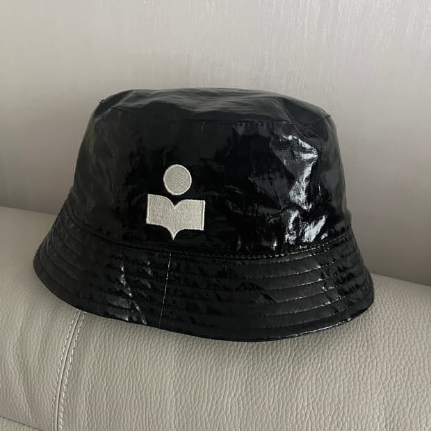 이자벨마랑 버팃햇 애나멜 블랙컬러