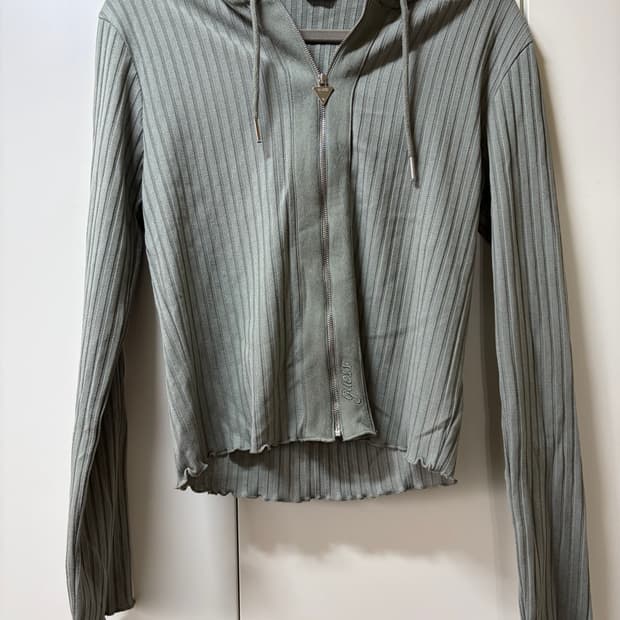 Gues  게스 여성 슬림 후드집업 (새상품)