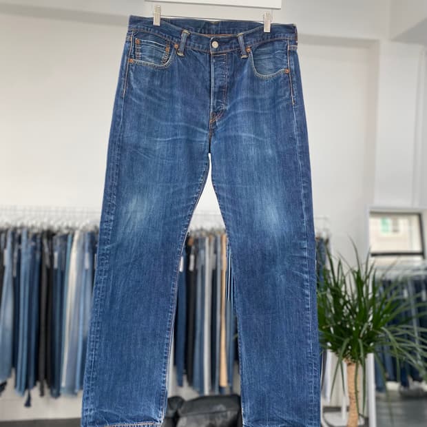 리바이스501 Straight Fit 00s 33사이즈 a5327