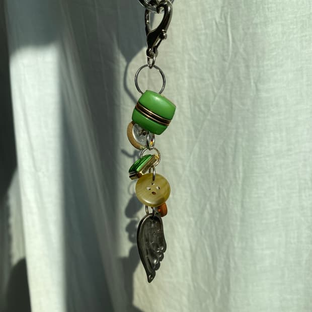 vintage button keyring_green