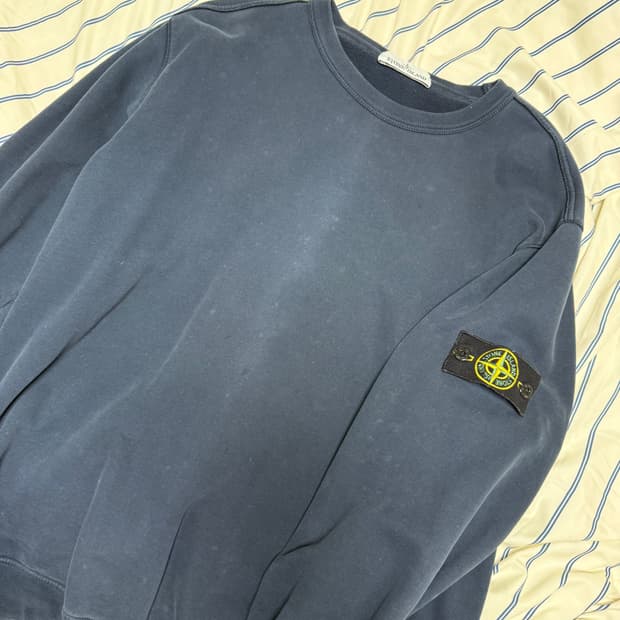 스톤아일랜드 맨투맨