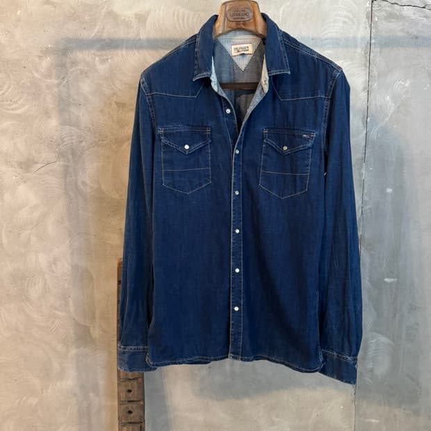 타미힐피거 데님 셔츠 100