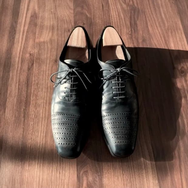 프라다 00s 아카이브 Perforated 더비슈즈 y2k