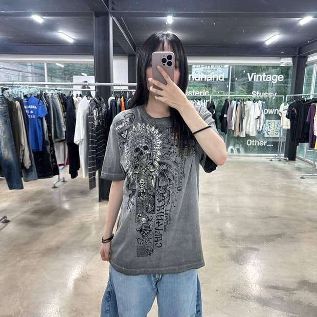 버카루 Y2K 타이다이 반팔 티셔츠