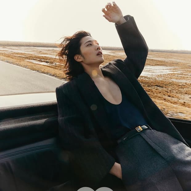 생로랑 / 핀스트라이프 더블 자켓 / 50