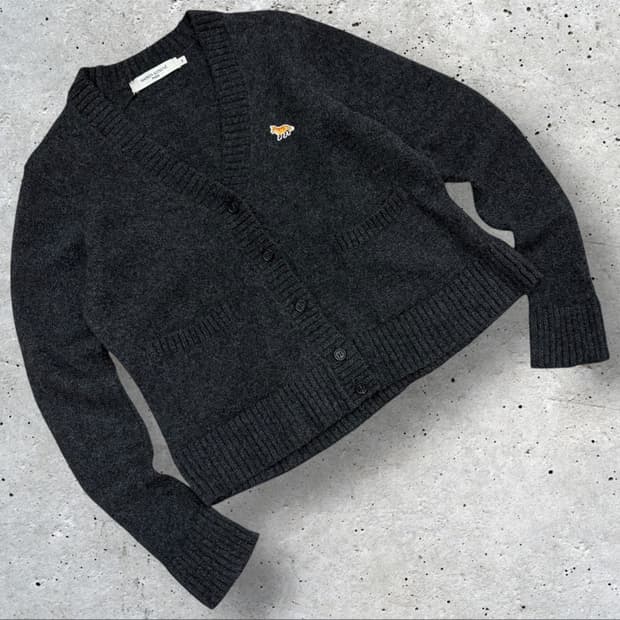 [XS] 메종키츠네 베이비폭스 패치 가디건 차콜 C83