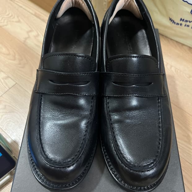 로맨틱무브 뉴러그 로퍼 홀스레더 블랙 255