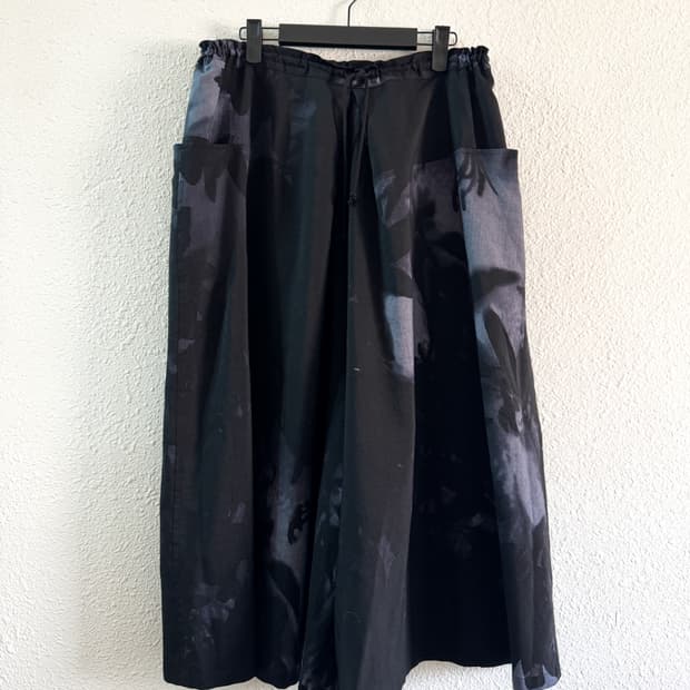 Y’s 와이즈 wool flower shadow print pants