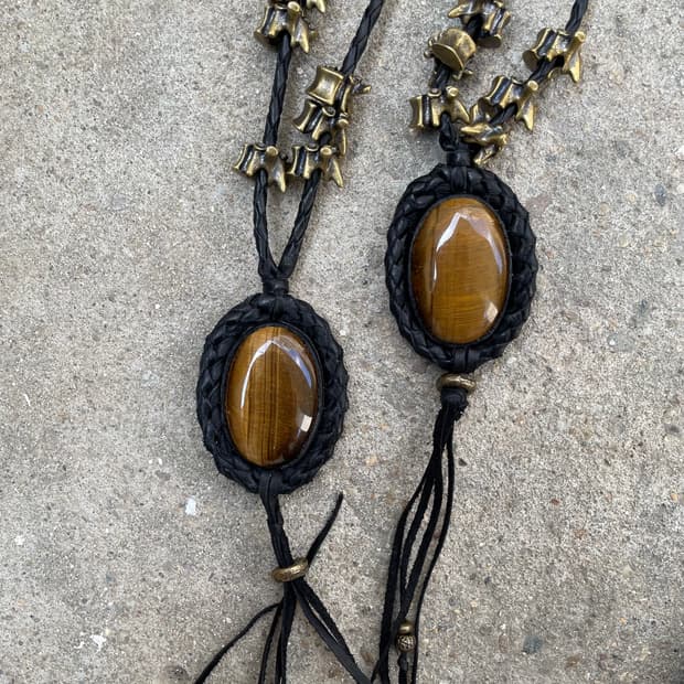 vkei leather necklace