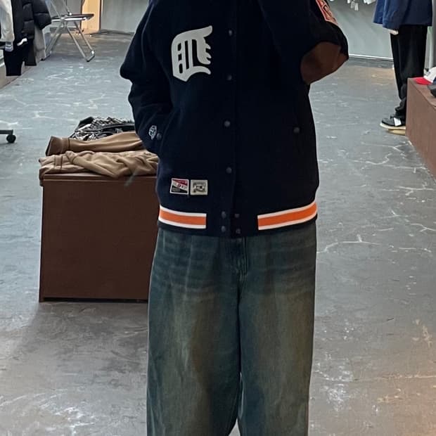 뉴에라 디트로이드 타이거즈 바시티 자켓 H1309