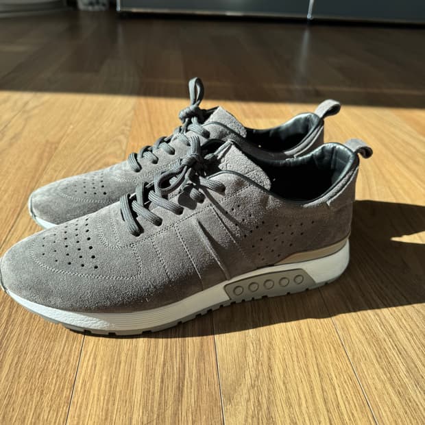 [Tods] 토즈 남성 스웨이드 스니커즈 7.5 회색