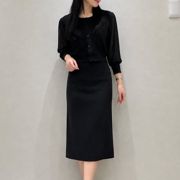 아르마니 콜레지오니 블랙 스커트 38