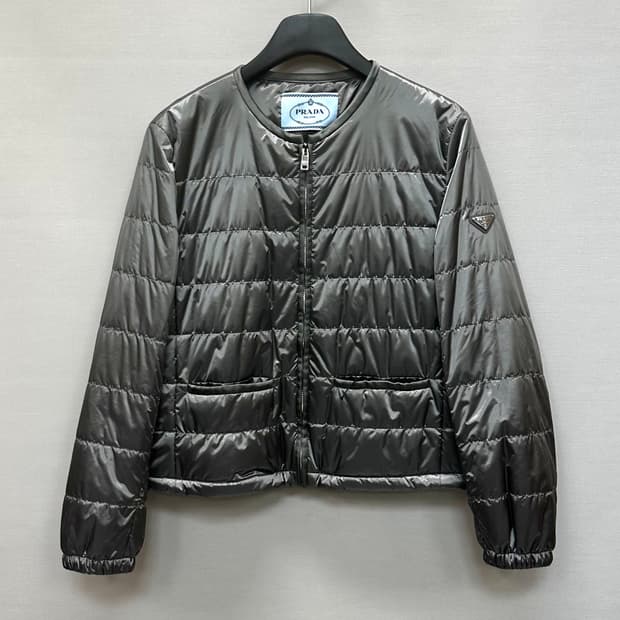 프라다 삼각로고 나일론 경량 패딩 자켓 ( 66~77 )