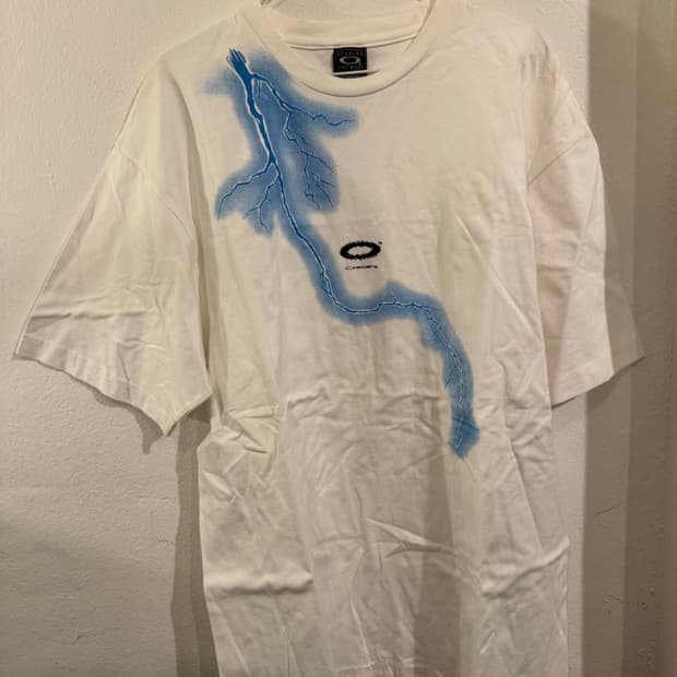 00s 오클리 티셔츠
