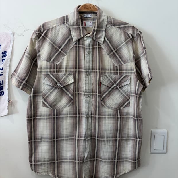 678. 리바이스 반팔 셔츠