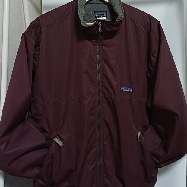 [M] 파타고니아 쉘드 신칠라 봄버 자켓 버건디
