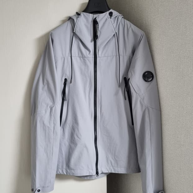 cp컴퍼니 프로텍 바람막이