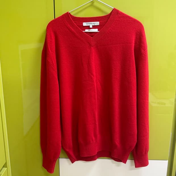 [5] 브라운야드 브이넥 니트 레드