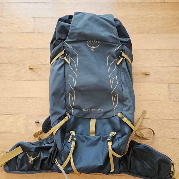 오스프리 탈론 벨로시티 30L