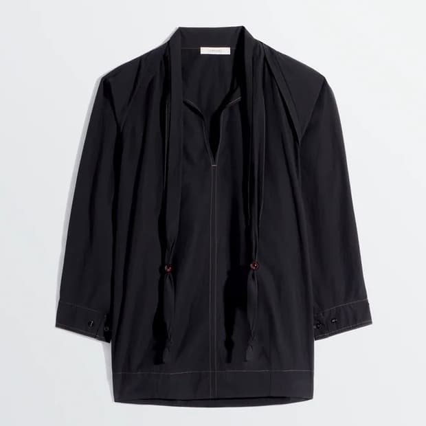 [36,38,40]르메르 26ss 크레이프 스카프 블라우스/블랙