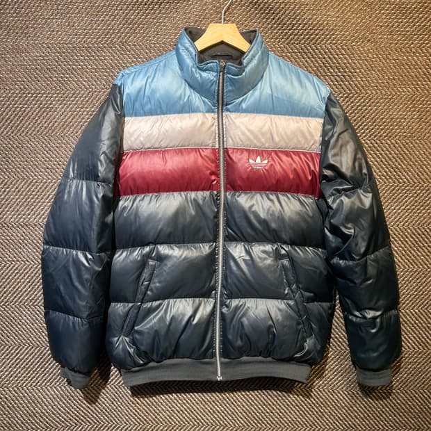 아디다스 다운 푸퍼패딩 