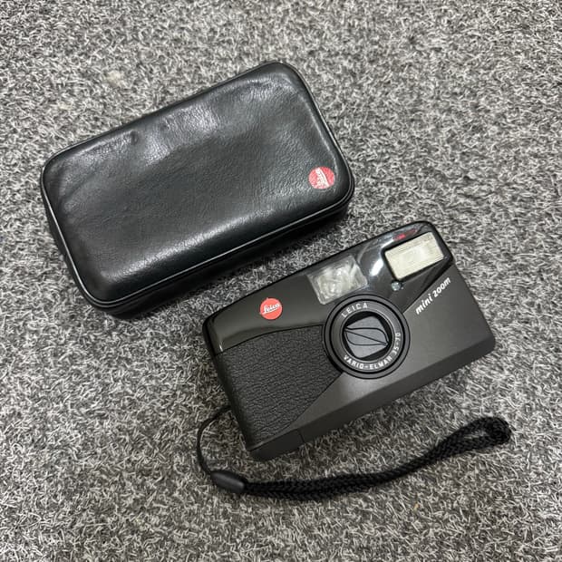 라이카 미니 줌 필름 카메라 (정품 케이스 구성)