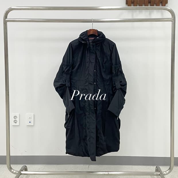 Pocono Nylon Puffer Coat Ruched Sleeves