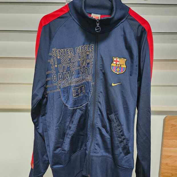 M 나이키 FC 바르셀로나 풀집 웜업 재킷 사이즈 남성용 미디엄 블루/레