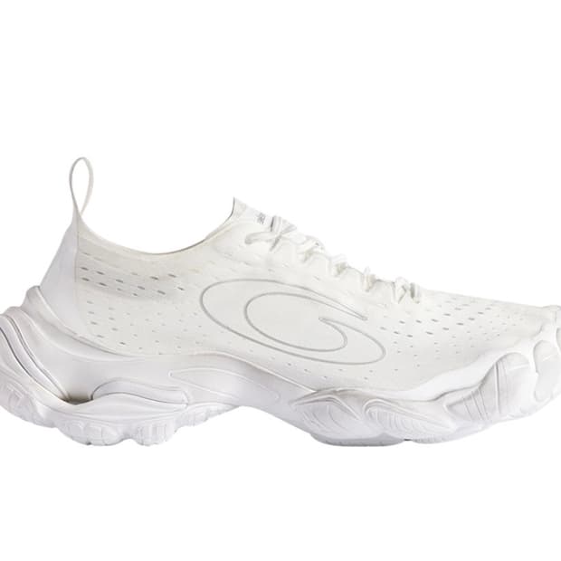 41) 발렌시아가 아나토믹 러너 화이트 41사이즈