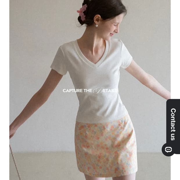 에그카 eggka 브이넥 반팔 니트 티셔츠