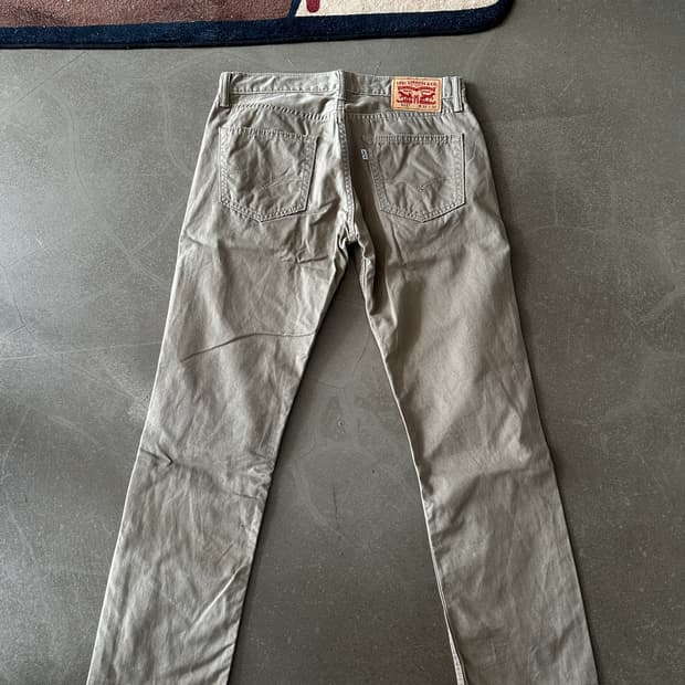 Levi’s 511 Slim Fit Beige Pants