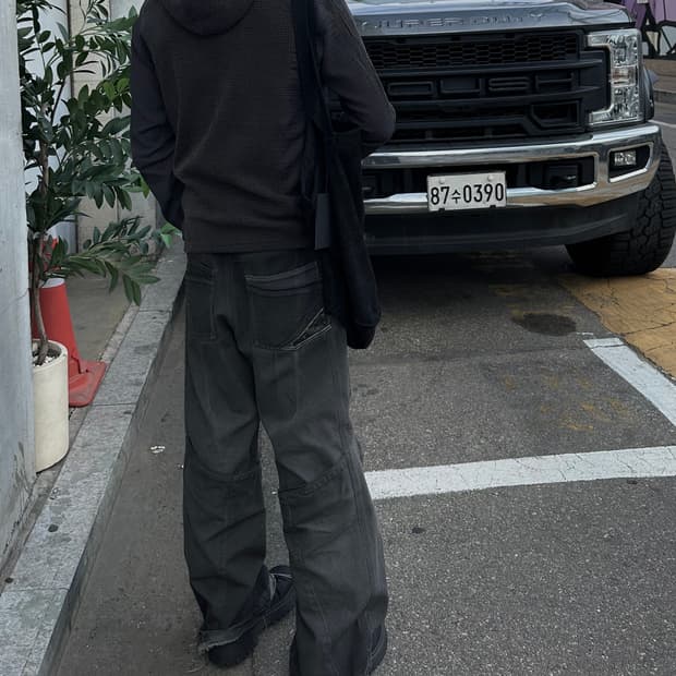 Xlim ep.8 01 Trousers 