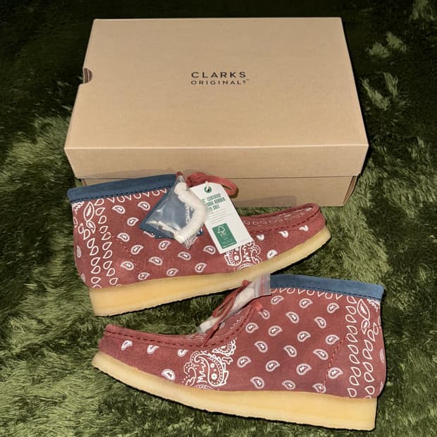 [270] Clarks 클락스 왈라비 부츠 브릭스 페이즐리 레드