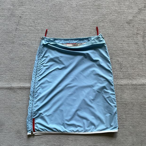 프라다 스포츠 90‘s 나일론 스커트 